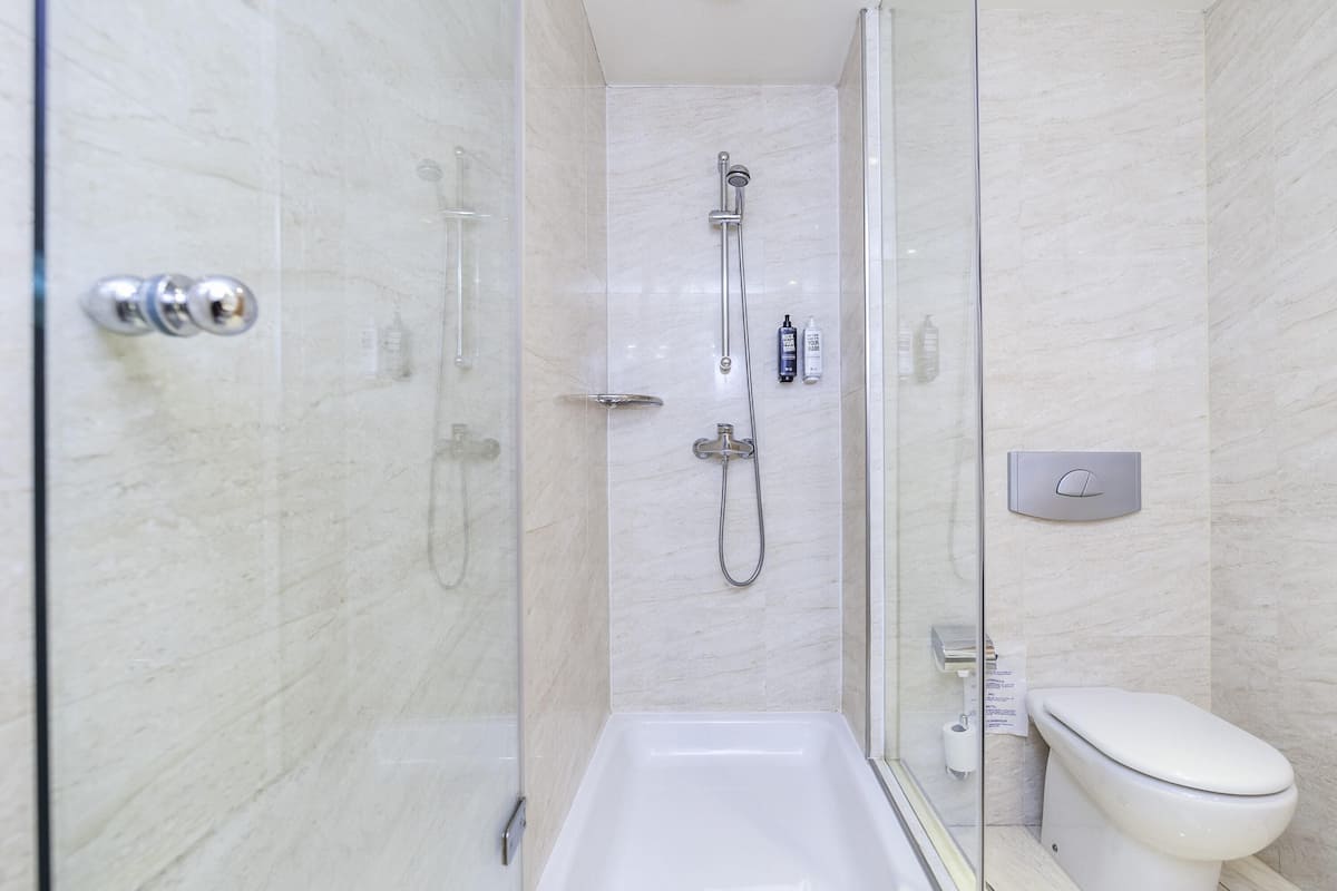 In-room safe, desk, soundproofing, iron/ironing board