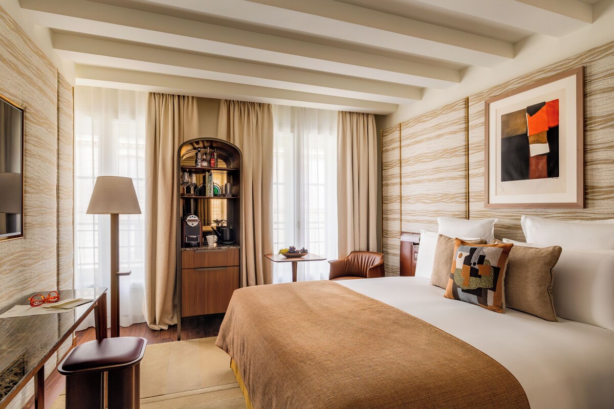 Superior Double Room | Premium bedding, down comforters, pillowtop beds, minibar