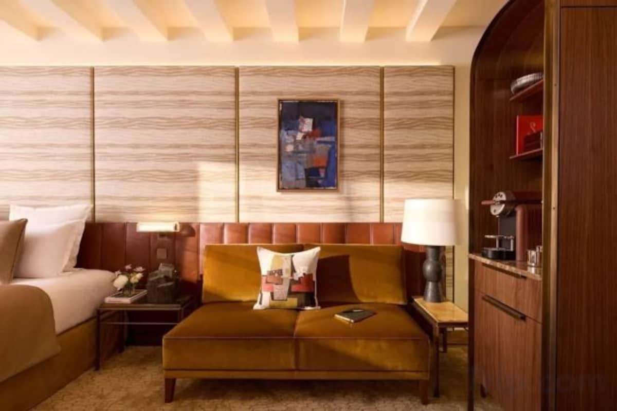 Ropa de cama de alta calidad, edredón, camas con pillow-top y minibar