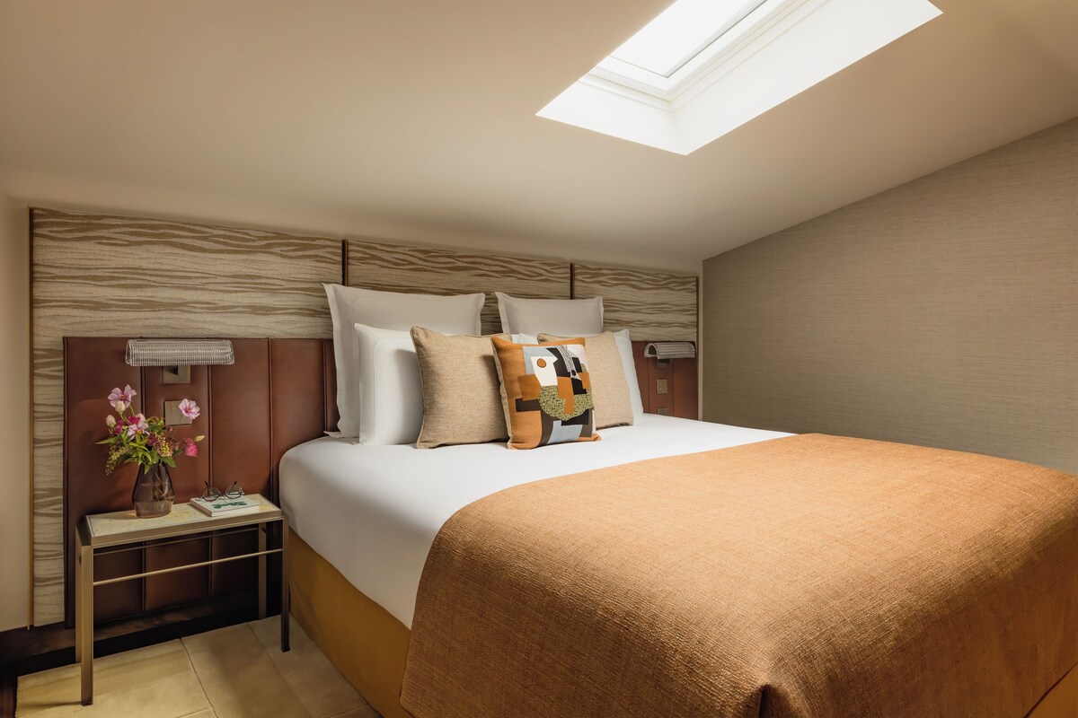 Loft | Roupas de cama premium, edredons de pluma, camas com colchões pillow-top