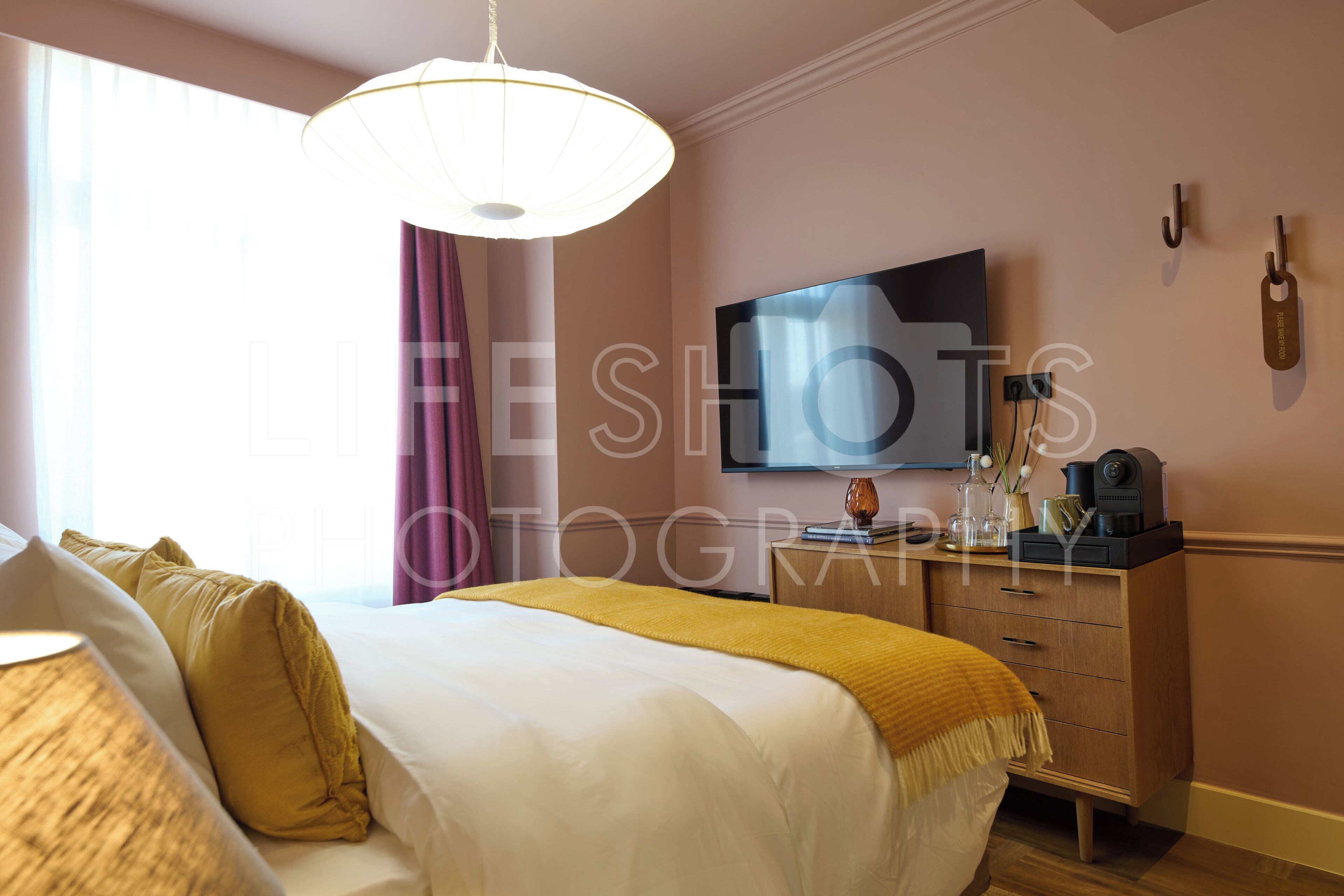 comfy room | 1 bedroom, egyptian cotton sheets, premium bedding, pillow-top beds