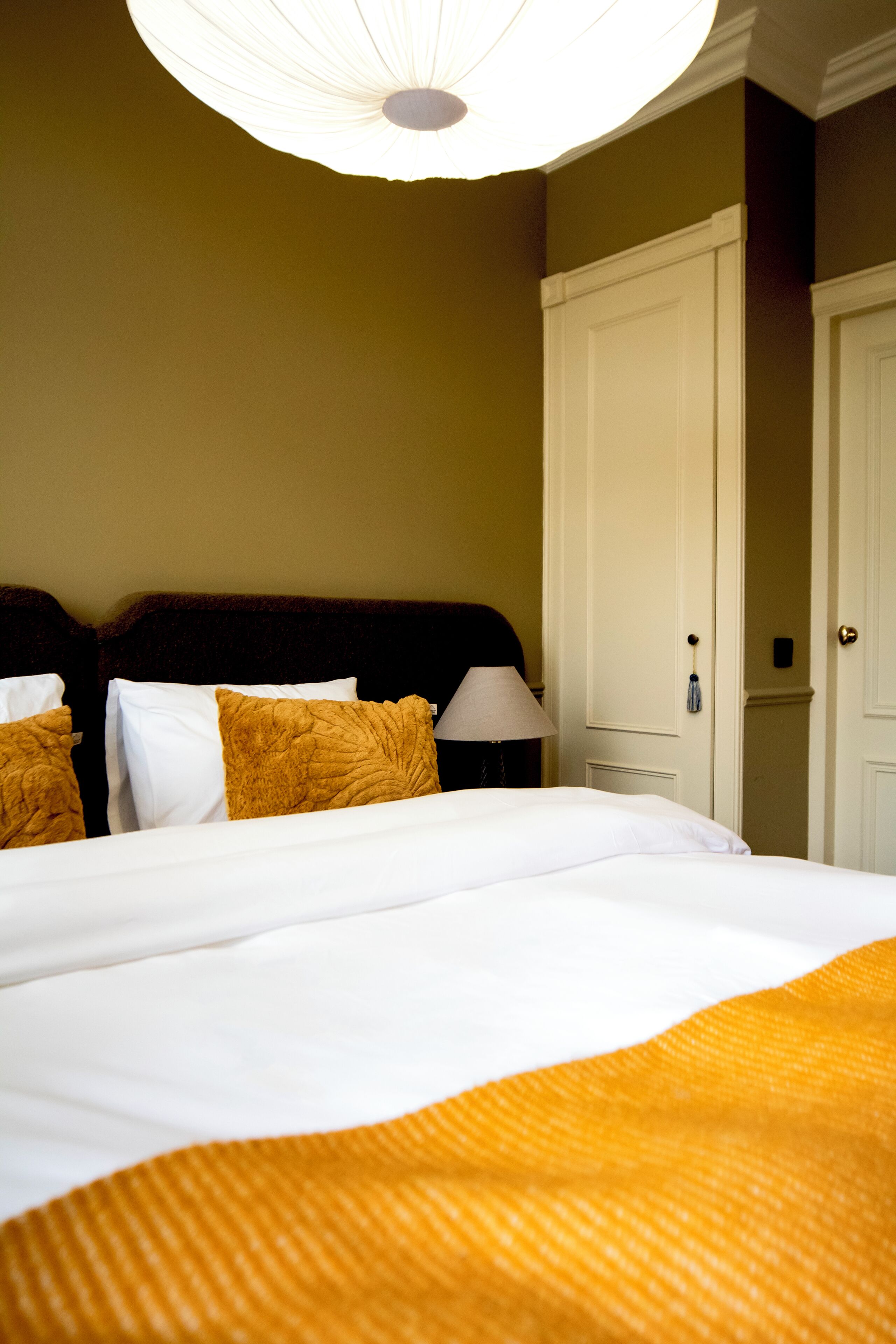 Single Room (Tiny) | Egyptian cotton sheets, premium bedding, memory foam beds, in-room safe