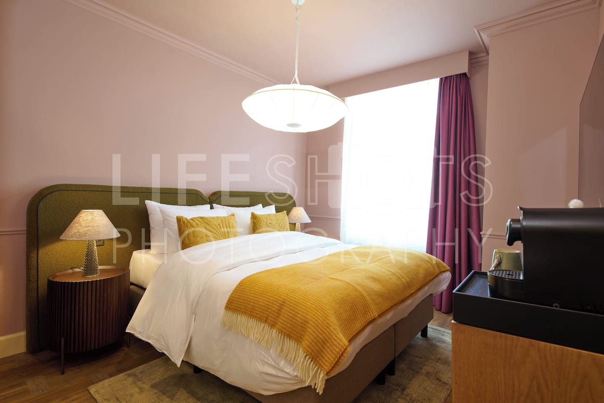 Comfy Room | 埃及棉床单、高档床上用品、加厚床垫、客房内保险箱