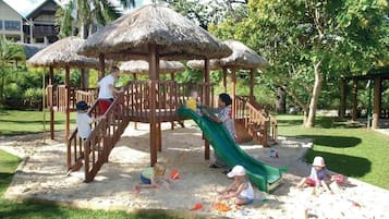 Außen-Kinderspielplatz