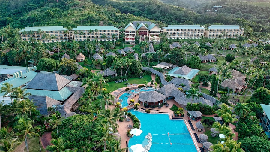 OUTRIGGER Fiji Beach Resort