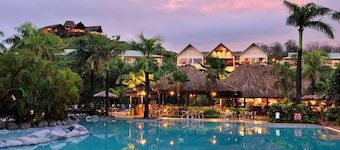 OUTRIGGER Fiji Beach Resort