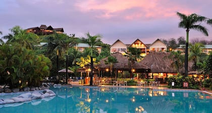 OUTRIGGER Fiji Beach Resort
