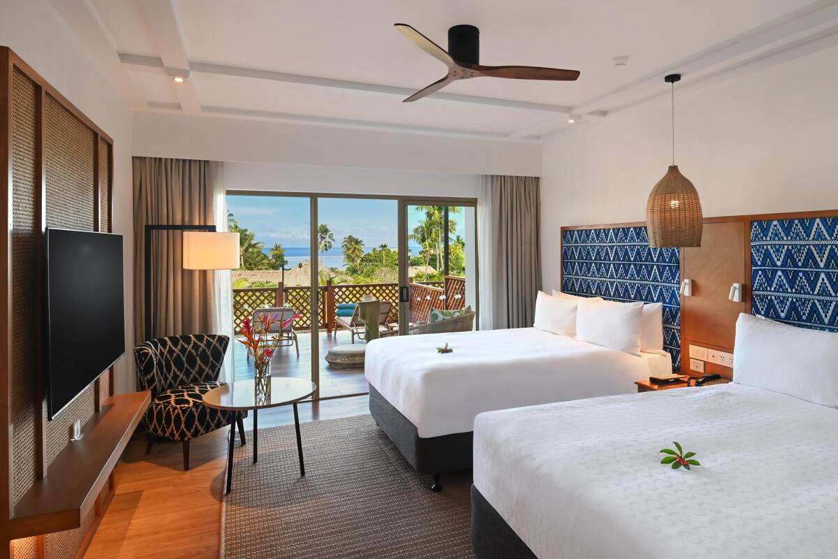 ห้องพัก, หลายเตียง, วิวรีสอร์ท (Courtyard) | เครื่องนอนป้องกันสารก่อภูมิแพ้, มินิบาร์, ตู้นิรภัยในห้องพัก, โต๊ะทำงาน