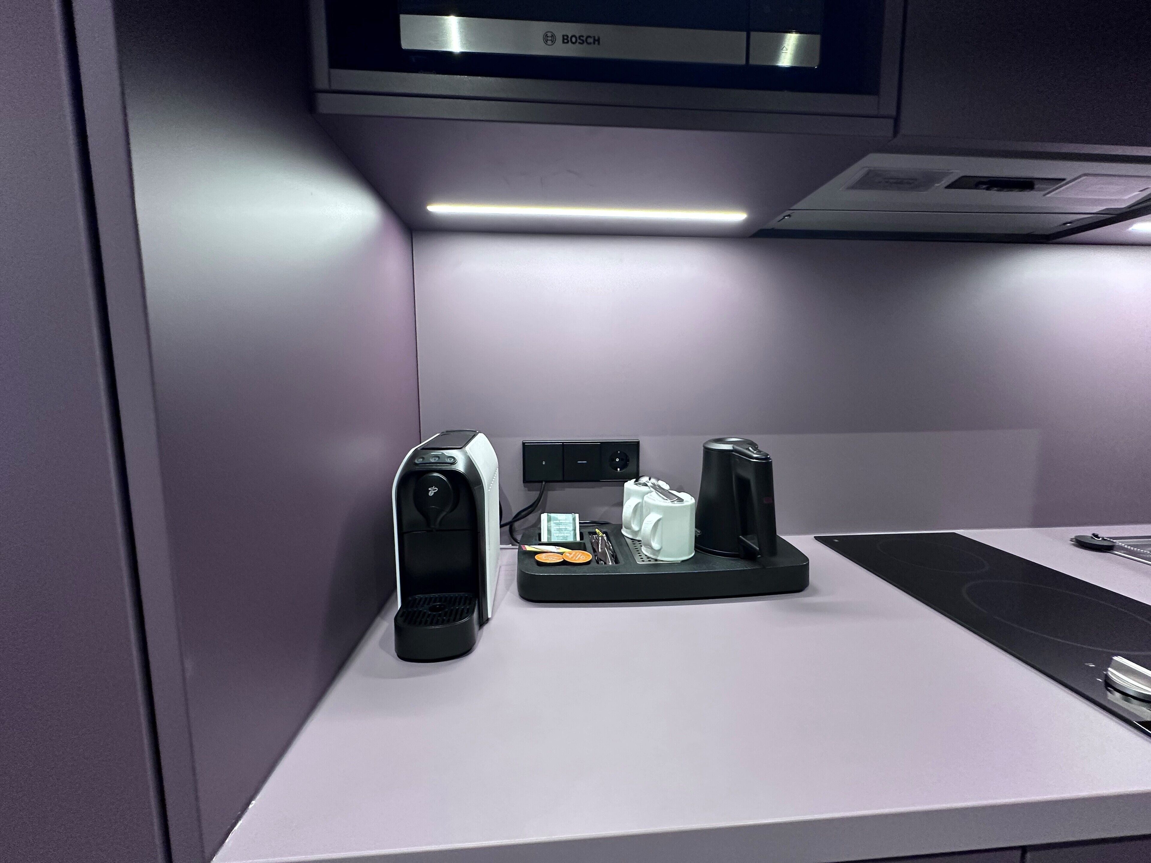 1 bedroom, hypo-allergenic bedding, select comfort beds, in-room safe