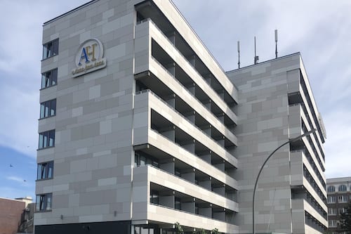 Façade de lâhĂ©bergement