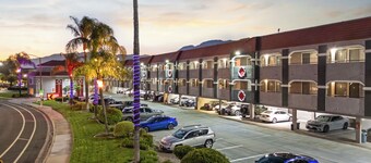 Ramada by Wyndham Ontario