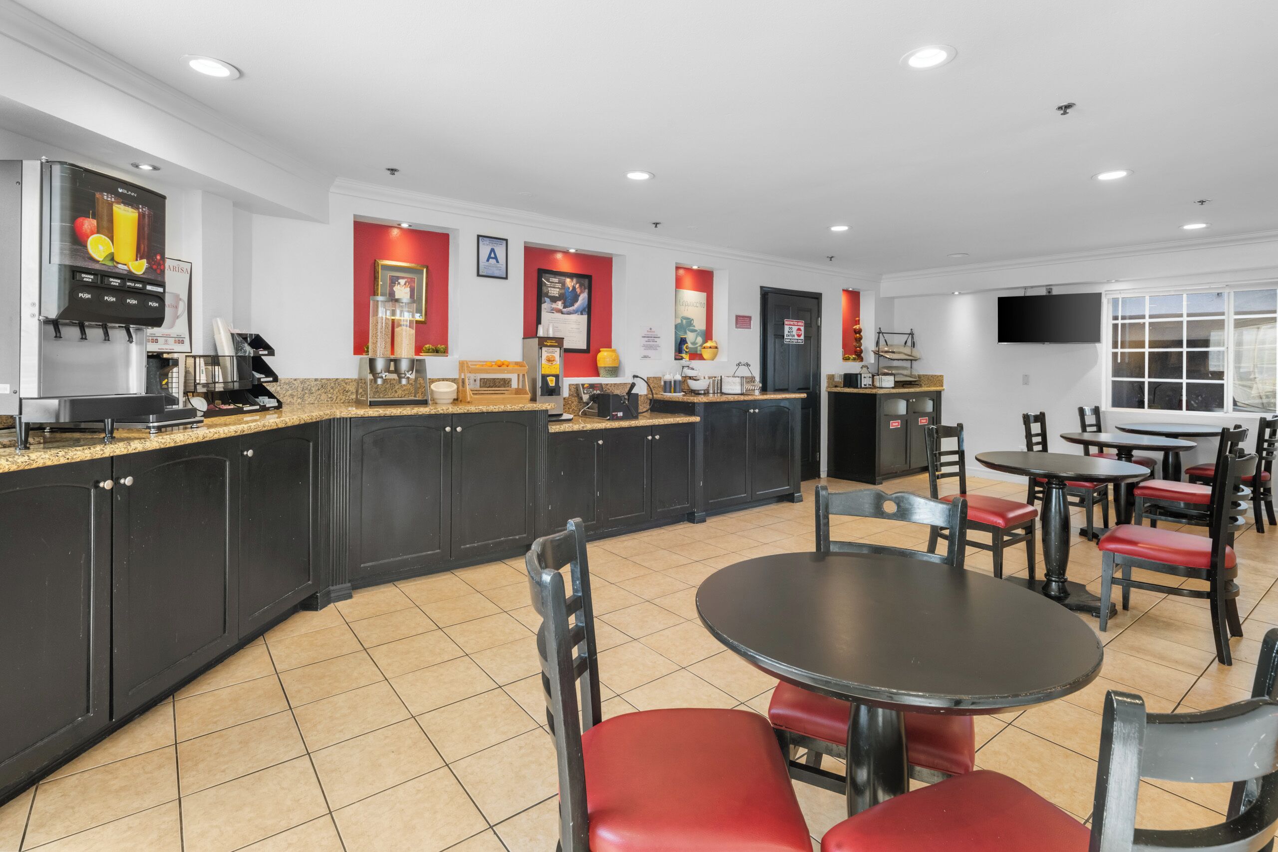 Foto - Ramada by Wyndham Ontario