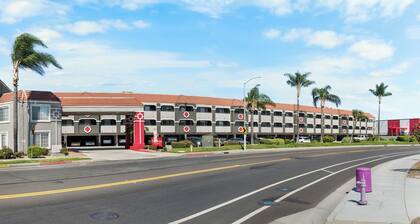 Ramada by Wyndham Ontario