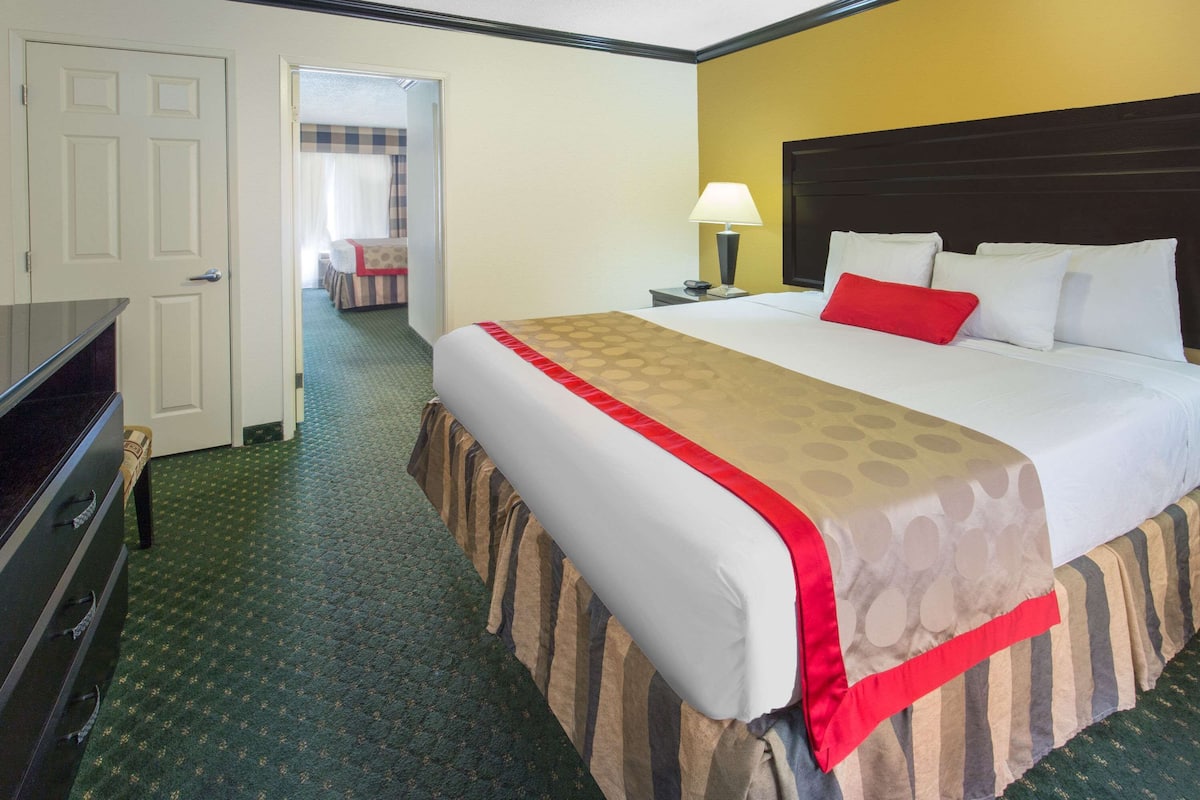 Studio Suite, Multiple Beds, Non Smoking | In-room safe, desk, blackout drapes, iron/ironing board