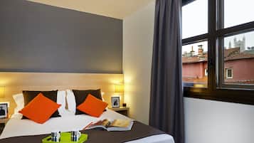 In-room safe, desk, blackout drapes, soundproofing