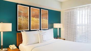 1 bedroom, hypo-allergenic bedding, desk, blackout drapes