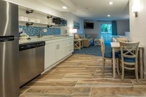 Studio suite | Woonkamer | Flatscreentelevisie