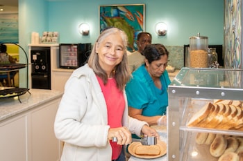 Dining at Palmera Inn and Suites