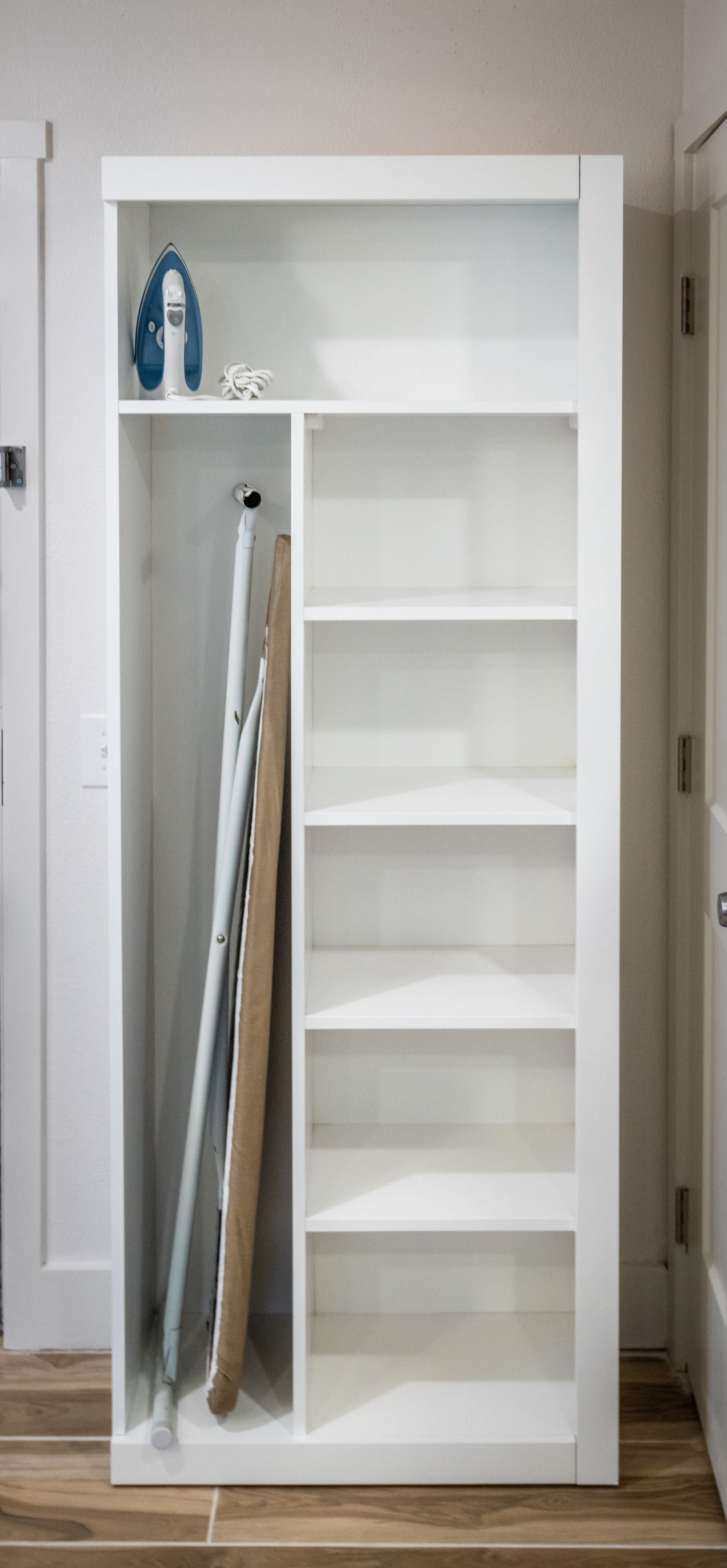 studio suite | iron/ironing board