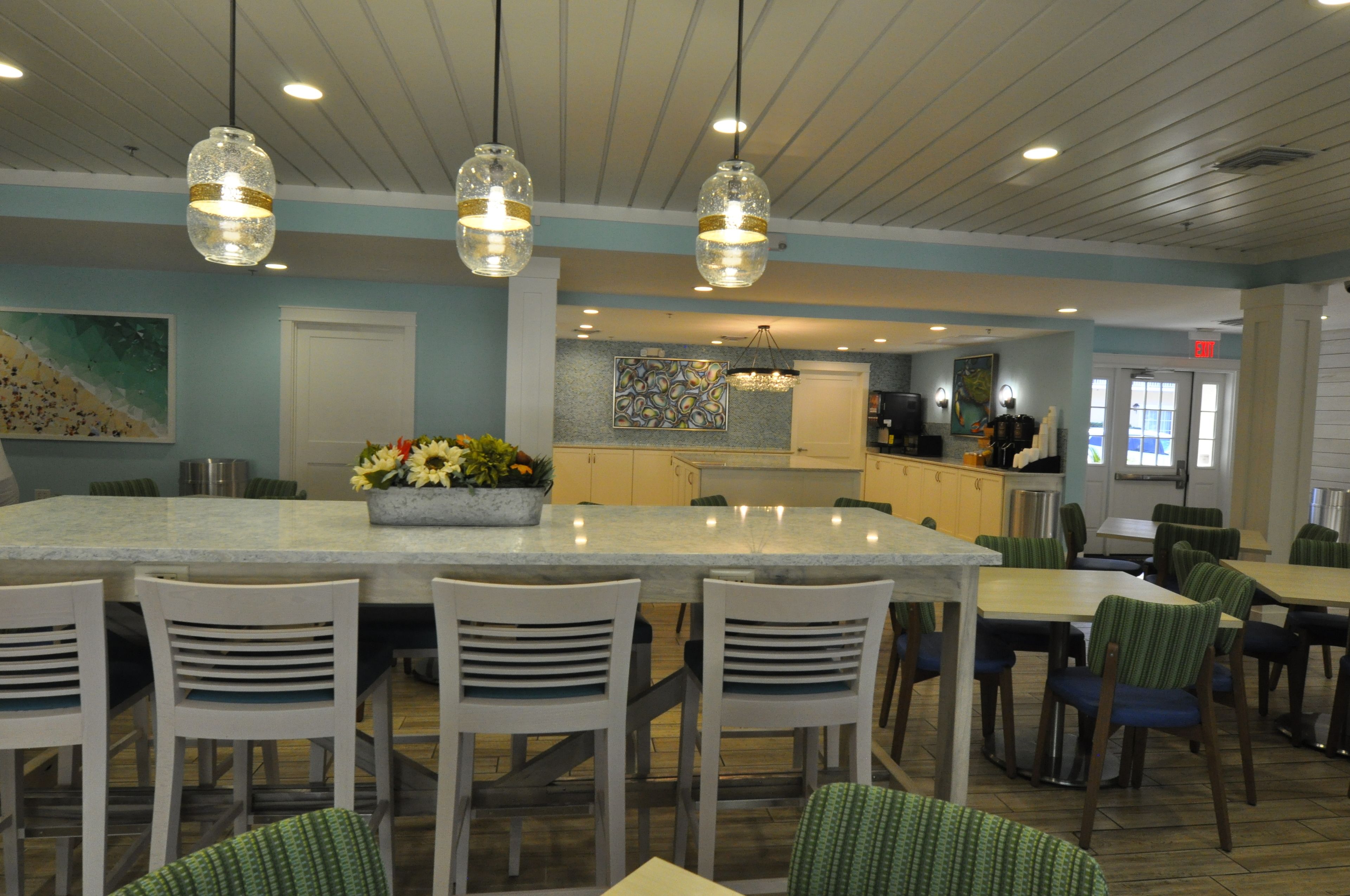 free daily on-the-go breakfast