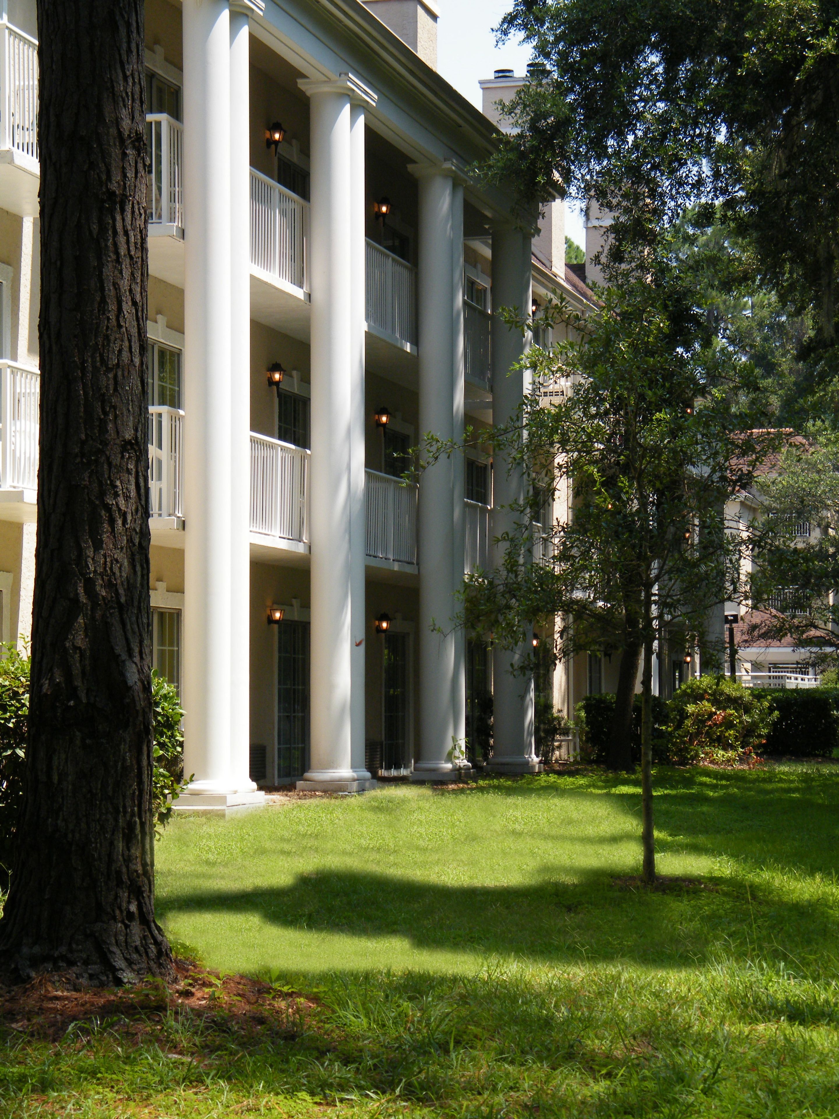 Khuôn viên nơi lưu trú