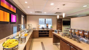 Free daily buffet breakfast