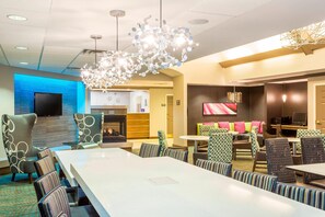 Lobby - Residence Inn By Marriott Louisville Northeast (Louisville)