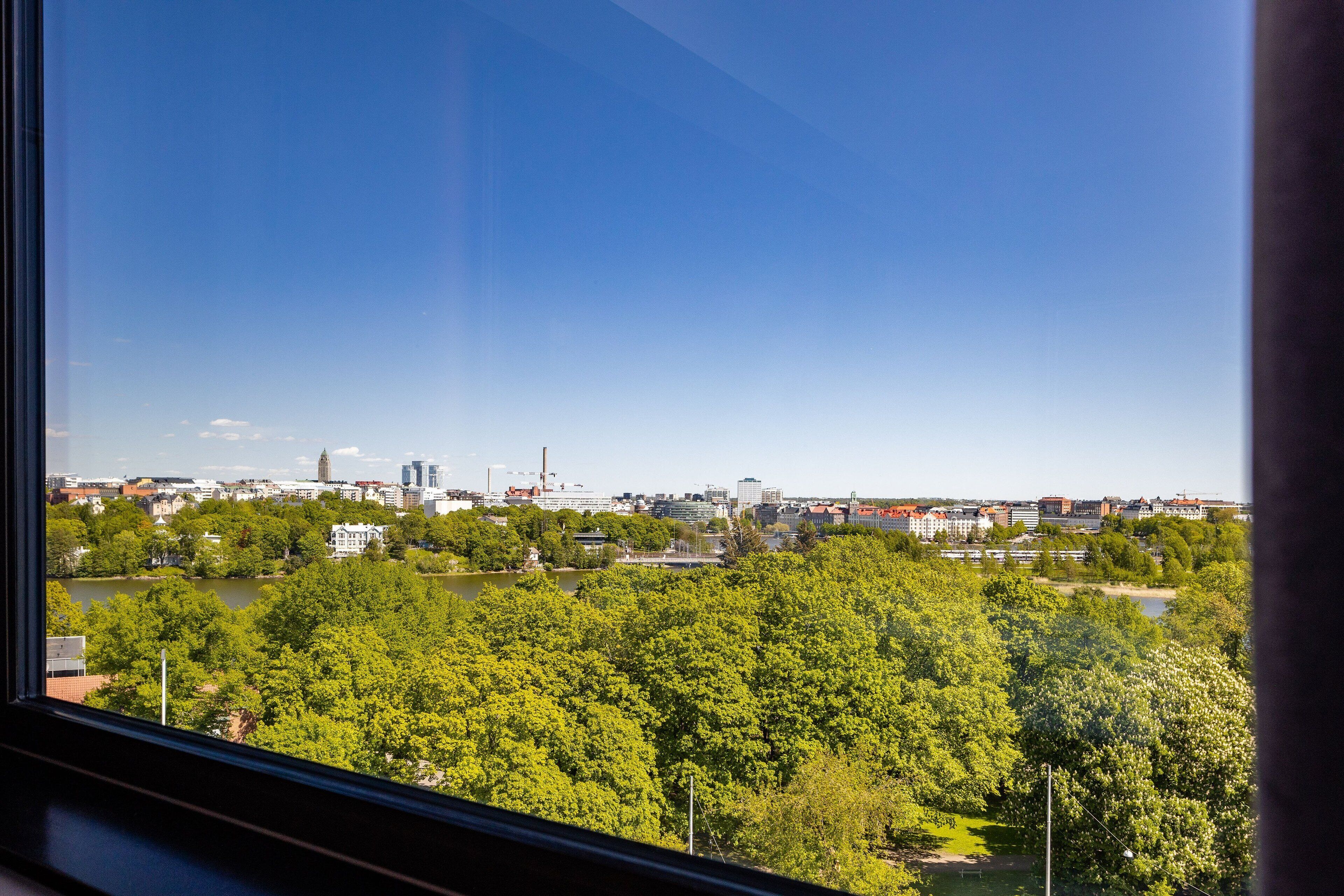 Hypoallergeen beddengoed, een minibar, een kluis op de kamer, een bureau