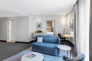 Paradox One Bedroom Spa Suite | 1 bedroom, premium bedding, pillowtop beds, minibar