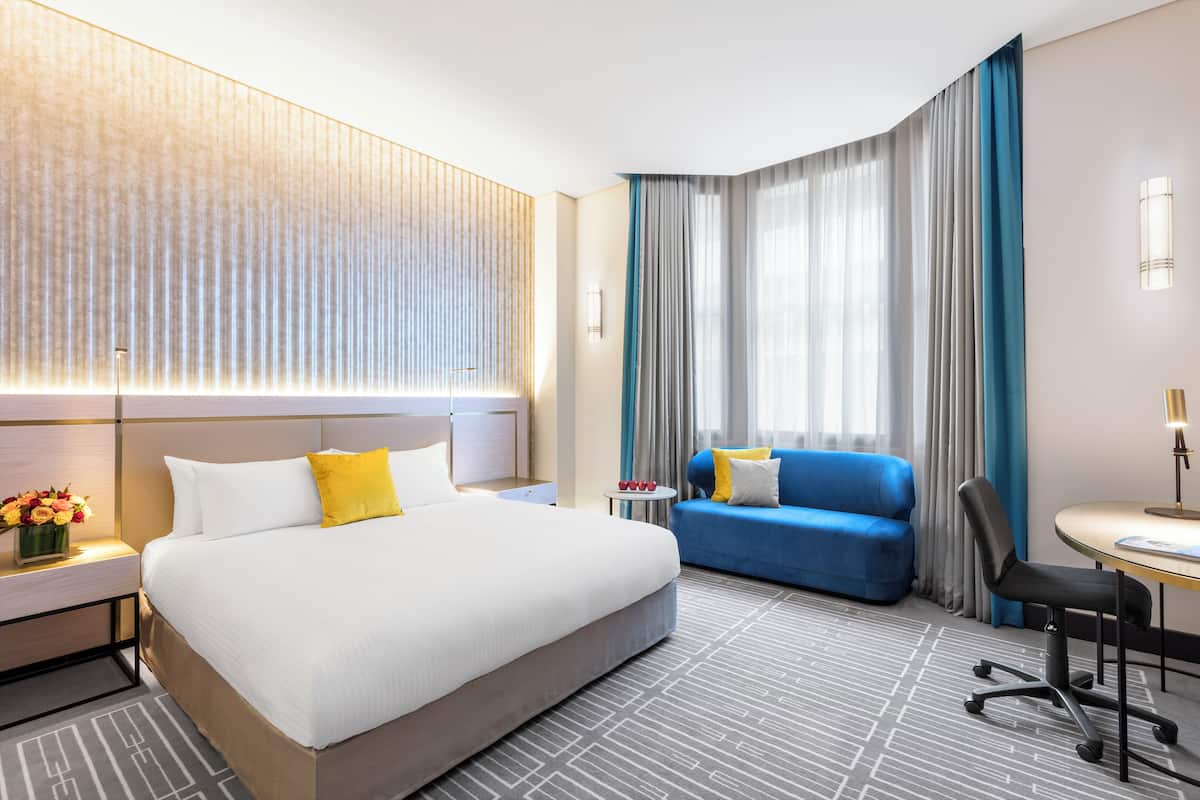 Heritage King Room | 1 bedroom, premium bedding, pillowtop beds, minibar