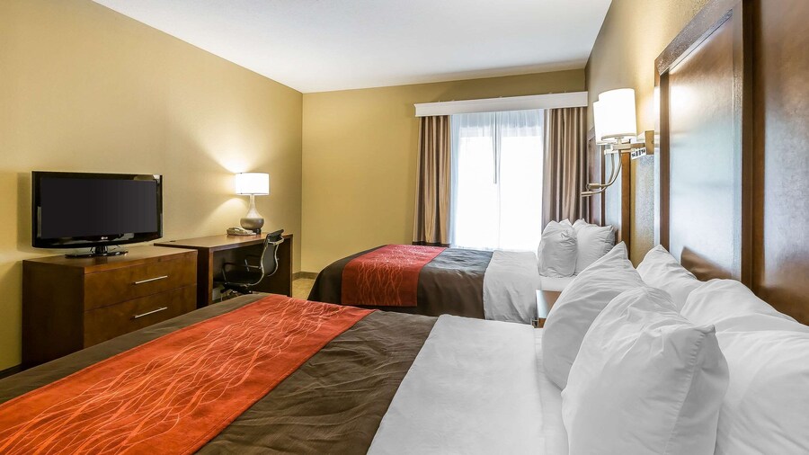 Comfort Inn & Suites Dalton West