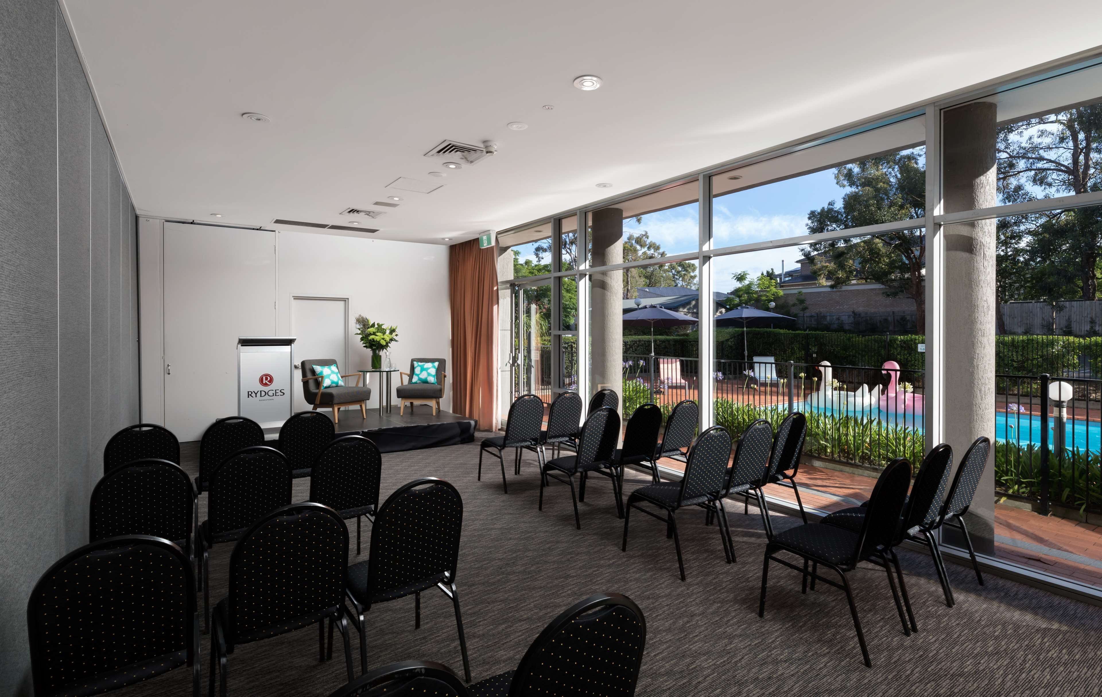 Photo - Rydges Bankstown
