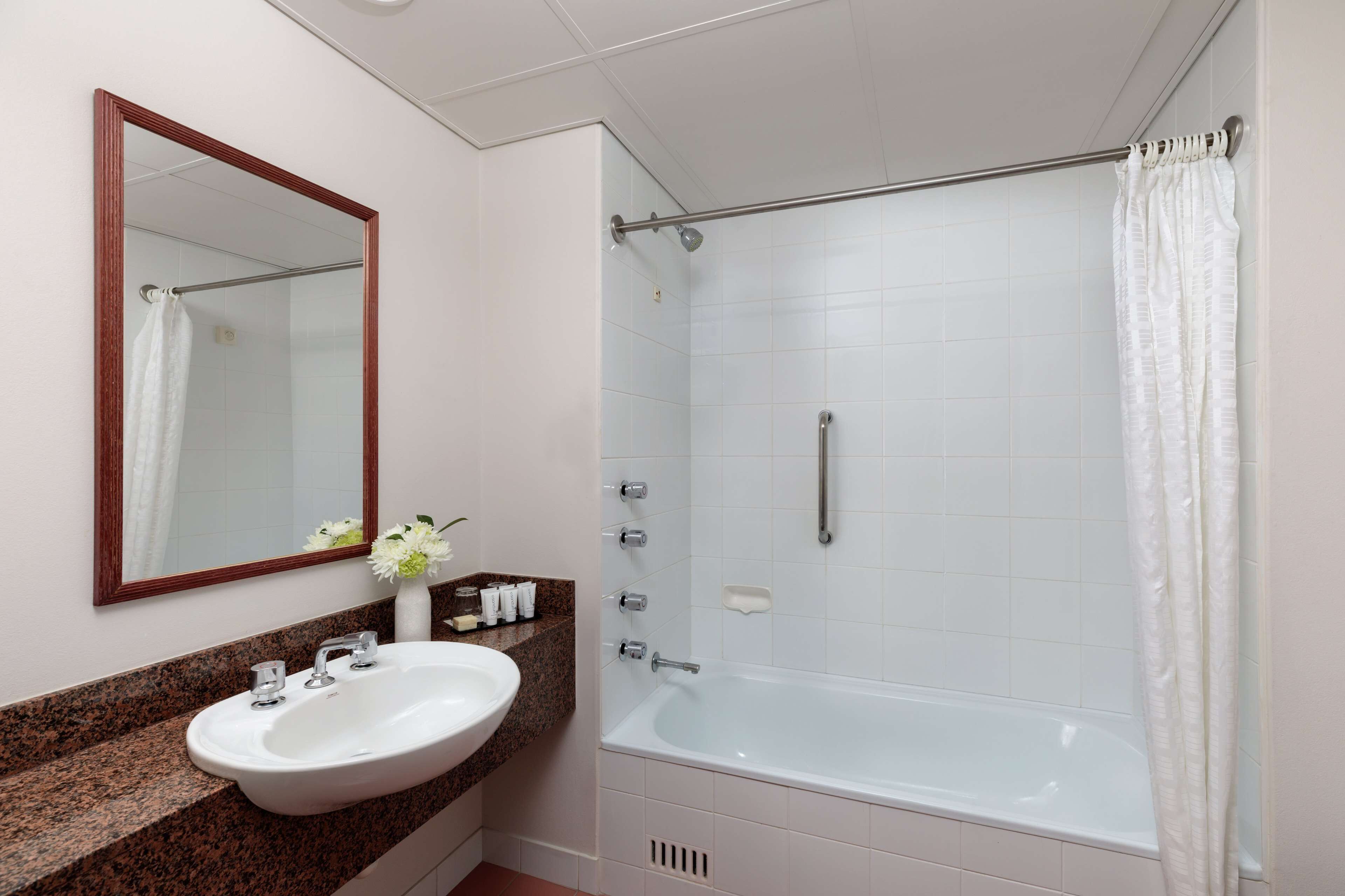 Photo - Rydges Bankstown