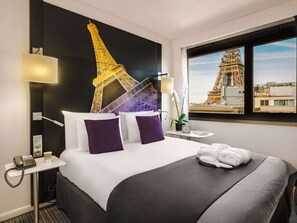 Premium bedding, in-room safe, blackout curtains, soundproofing
