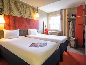 Twin Room, 2 Twin Beds (SweetRoom) | 1 bedroom, desk, laptop workspace, soundproofing
