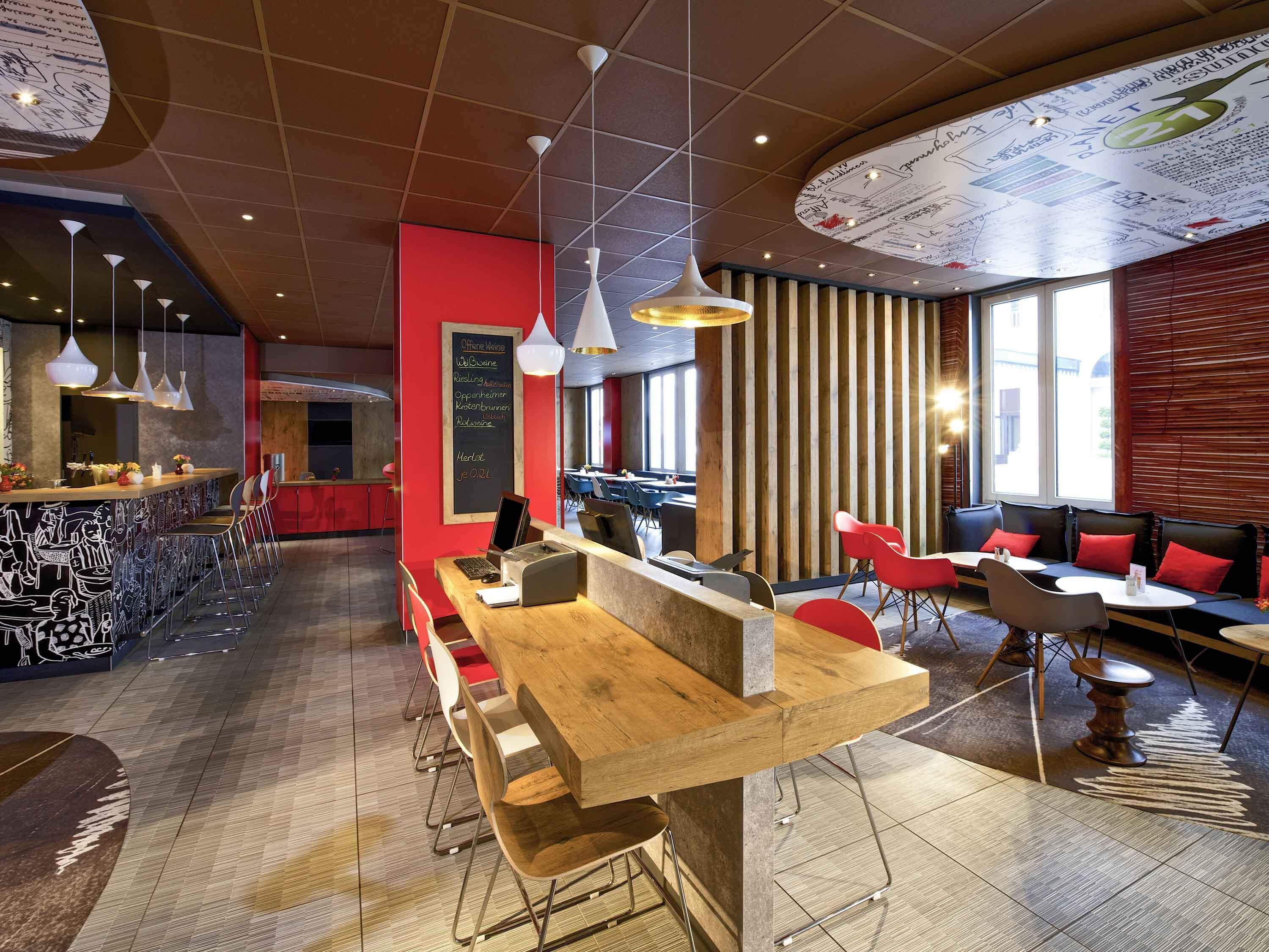 Bar (in der Unterkunft)