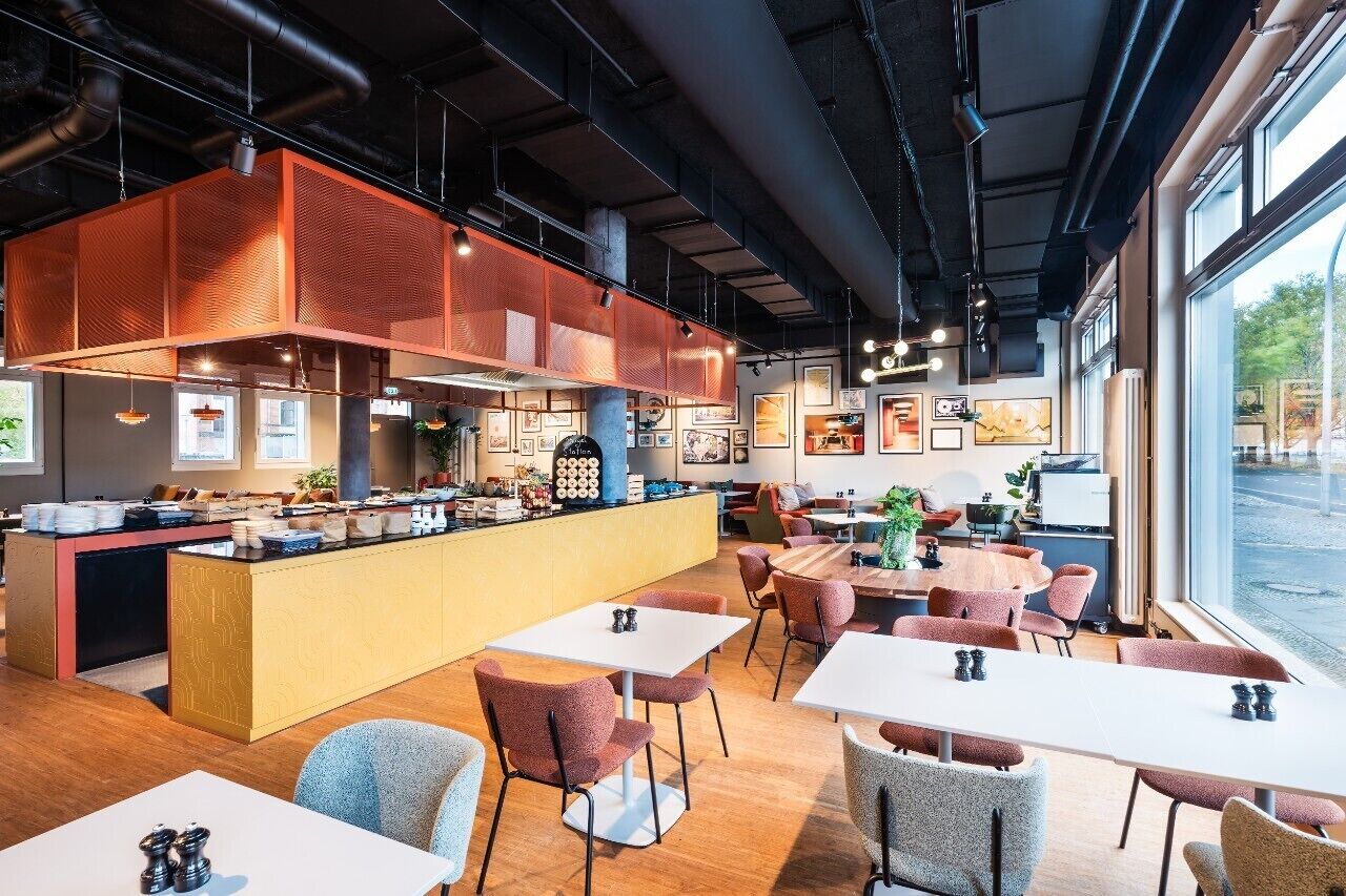 Daily buffet breakfast (EUR 25 per person)