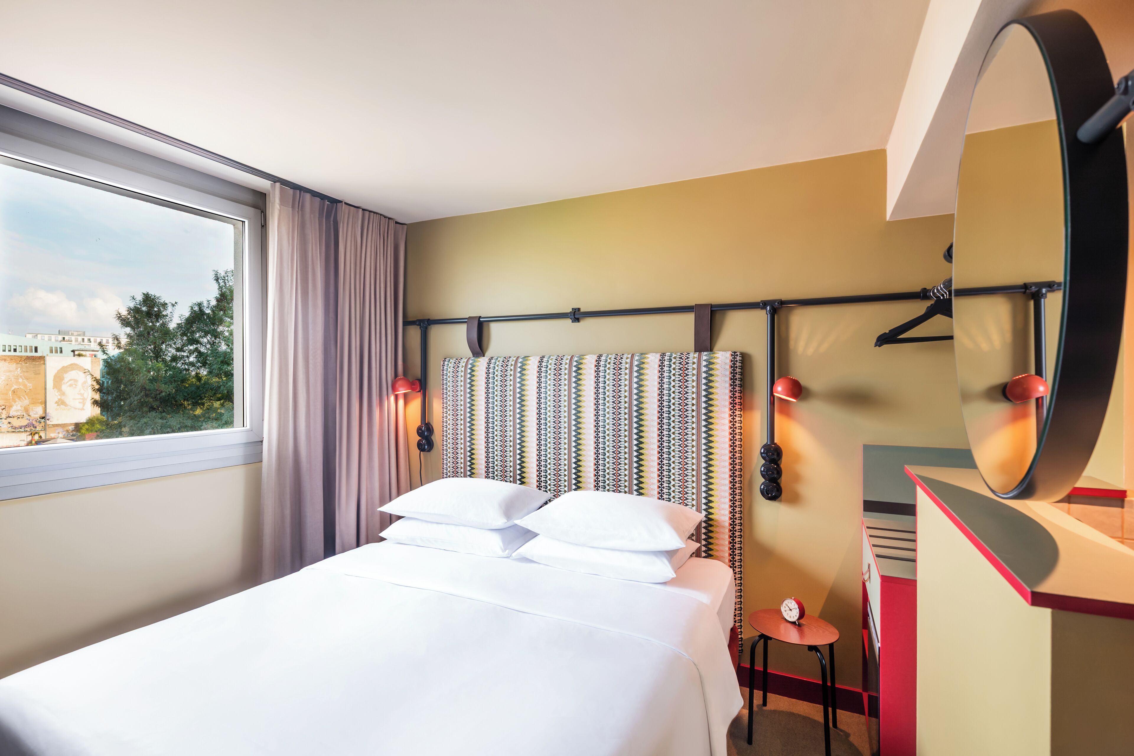 Chambre, 1 très grand lit (High Floor)