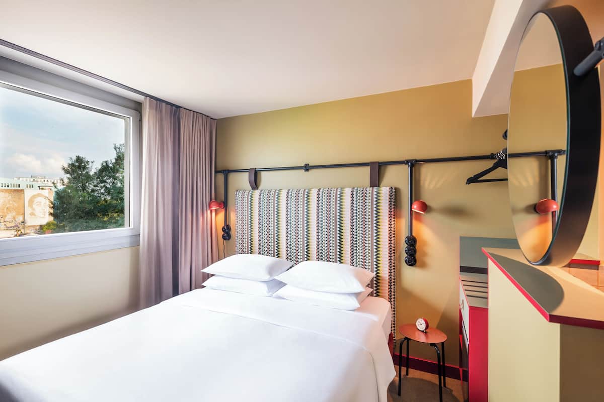 Chambre, 1 très grand lit (High Floor)