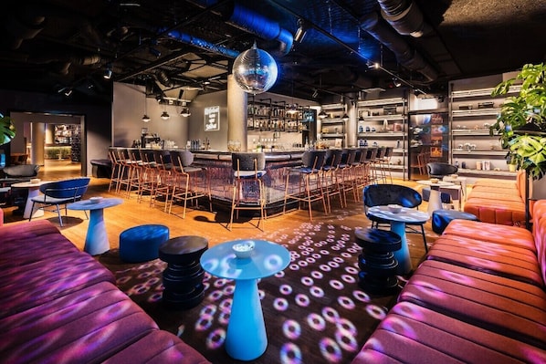 Bar (en la propiedad)