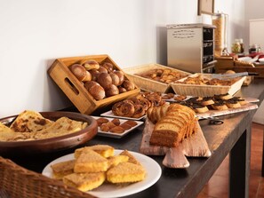 Daily buffet breakfast for a fee - Hotel ibis Oujda (Oujda)
