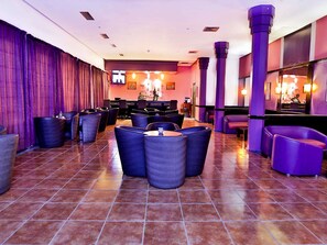 Bar (en el alojamiento)