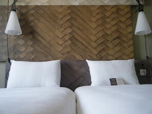 مكواة/لوح كي وأسرّة أطفال/رضّع (مجانًا) وواي فاي مجانًا