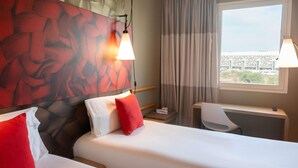 Iron/ironing board (on request), cribs (free), WiFi (free) - Ibis Rabat Agdal (Rabat)