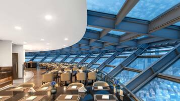 4 restaurants, breakfast, lunch, dinner served; international cuisine