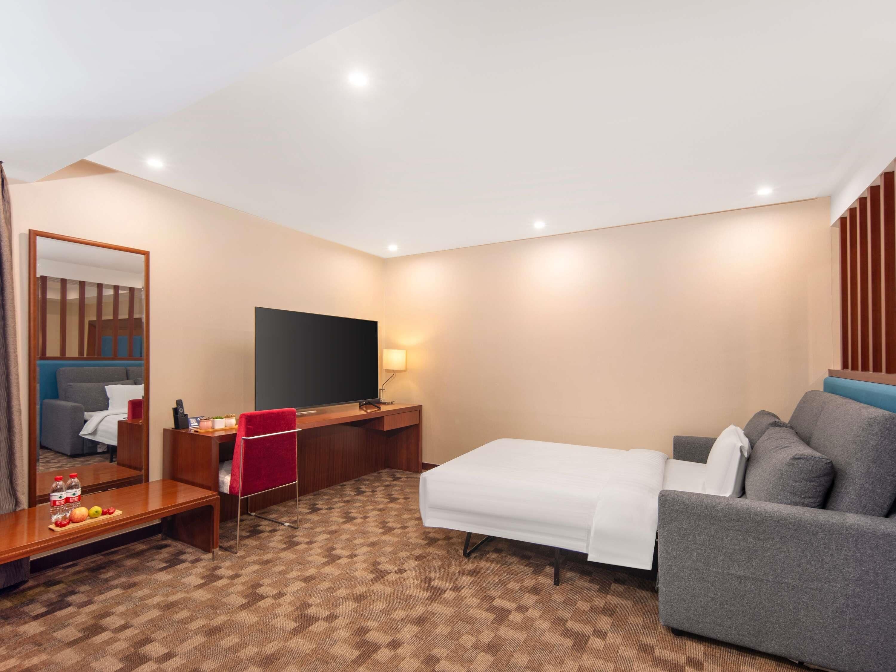 Superior Oda, Birden Çok Yatak (Family) | Kaliteli yatak takımı, kuştüyü yorgan, minibar, odada kasa 