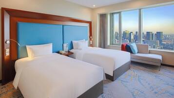 Standaard kamer, 2 eenpersoonsbedden | 1 slaapkamer, luxe beddengoed, donzen dekbedden, een minibar