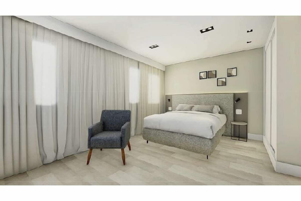 Deluxe-huone, 1 parisänky | Allergiatestatut vuodevaatteet, minibaari, tallelokero huoneessa