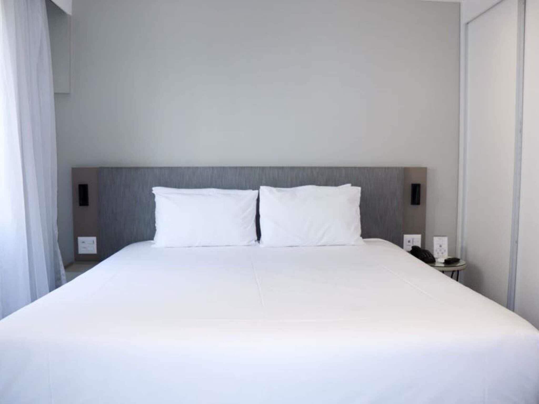Chambre Deluxe, 1 lit double | 1 chambre, literie hypoallergénique, minibar