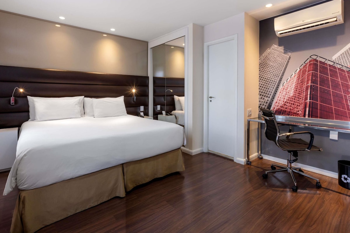 Departamento estándar, 1 cama Queen size | 1 habitación, ropa de cama hipoalergénica y minibar
